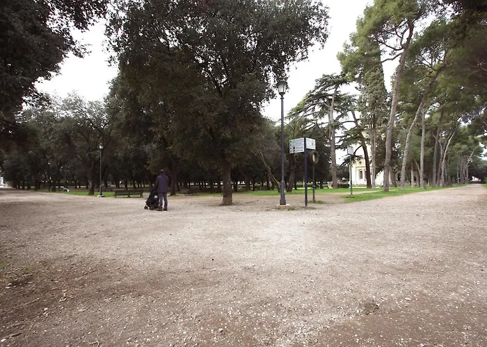 Borghese House Апартаменты Рим